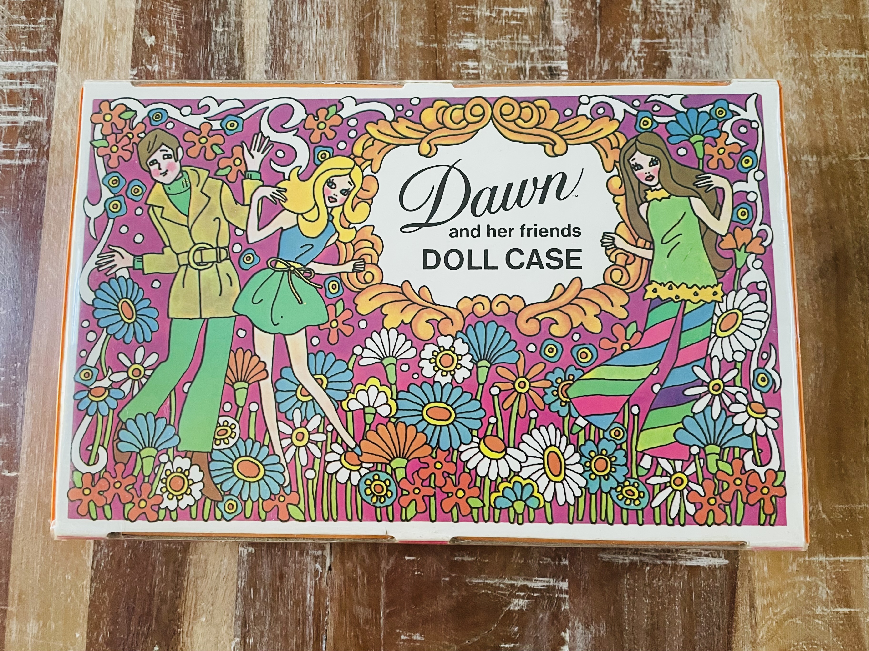 1971 Dawn three-doll carrying case